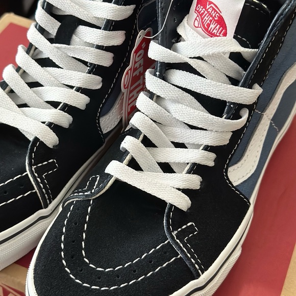 NEW🔥 Navy High Top Vans Sneakers! - Picture 3 of 8